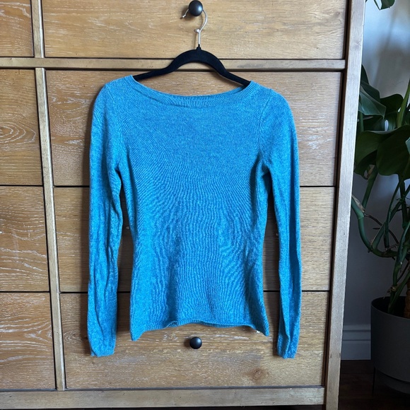 Ellen Tracy Crewneck 100% Cashmere Sweater - Picture 1 of 4